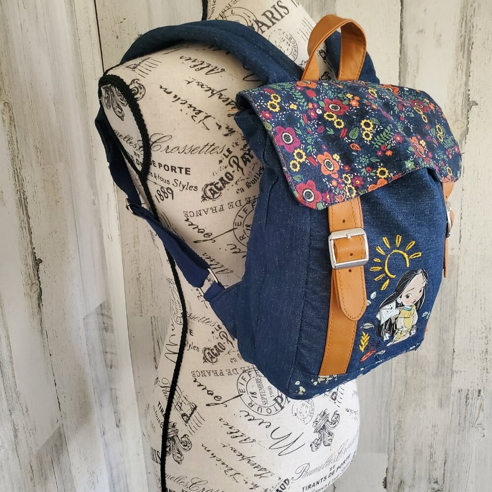 DISNEY ANIMATORS COLLECTION POCAHONTAS DENIM BACKPACK - Picture 5 of 9